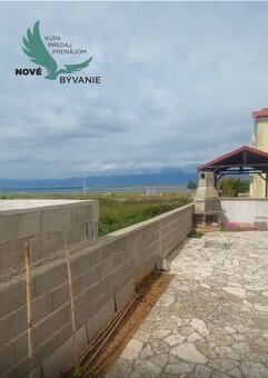 Apartmán s dvorom len 80m od mora na ostrove Vir v Chorvátsk - 8
