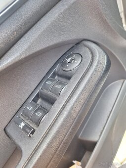 Ford C-mac 1.6cdti 80kw - 8