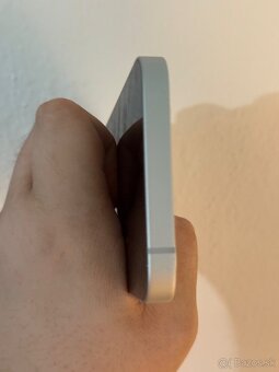 Predám iPhone 16E 128GB Biely nový kus nepoužívaný - 8