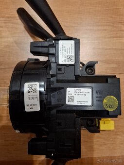 Podvolantova jednotka VW Passat B6 - 8