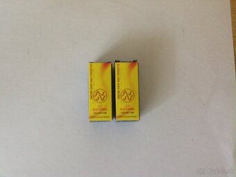 ELEKTRONKA  TELEFUNKEN  EF86   a INE:PCL86..... - 8