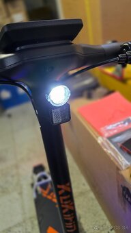 Elektrická kolobežka Kukirin A1 800W - 8