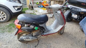 Predám Piaggio Sféra 125 - 8