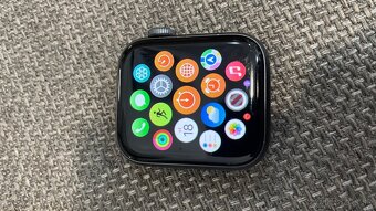 Apple watch 4 space gray aluminium 40mm - 8