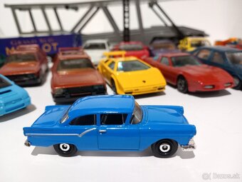 🚙💙Predám kovový model Matchbox - Ford Custom 300 🚙💙 - 8