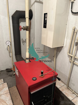 Priestranný rodinný dom s veľkou záhradou - Lopej - 8