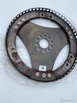 AUDI A8 náhradné diely - motor - vstrekovače atd - 8