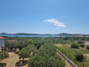 CHORVÁTSKO - Luxusné priestranné apartmány - TRIBUNJ - 8