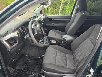 Toyota Hilux DC 2.4 I D-4D Live 4x4 - 8