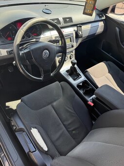Volkswagen Passat B6 - 8