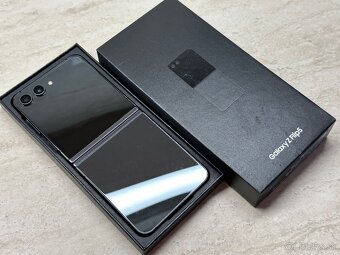 Samsung Galaxy Z Flip 5 5G 8GB/512GB - 8
