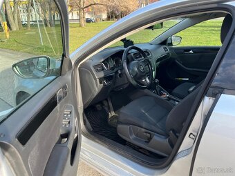 Volkswagen Jetta sedan 1.6 TDI, Diesel - 8