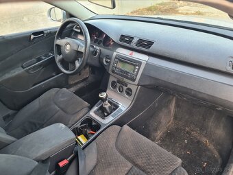 Volkswagen Passat - 8