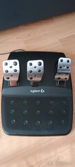 Logitech G920 volant, pedále, stojan - 8