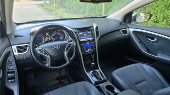 Hyundai i30 1,6 GDI, AT7, 99 kw, benzín - 8