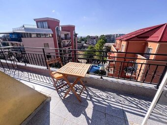 Štýlovo zariadený jednoizbový apartmán pre pohodlné bývanie - 8