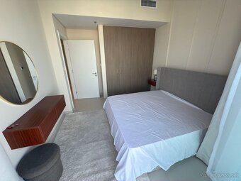 Luxusný apartmán s výhľadom na vodu a park – Dubai Creek Har - 8