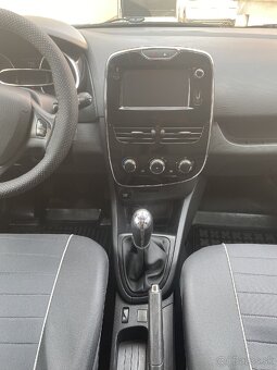 Predám renault clio 4 - 8