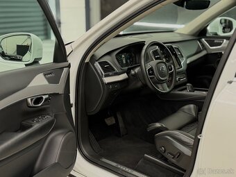 VOLVO XC90 B5 • 2020 • 103 000 km • Biela perleť • 7 miest - 8