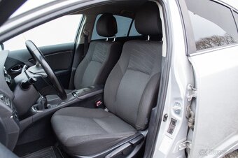 Toyota Avensis 2.0l D-4D - 8