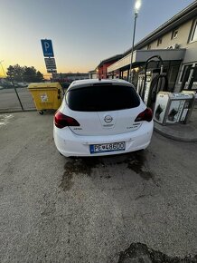 Opel Astra 1.6T 132kw - 8