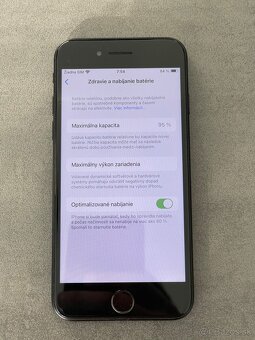 iPhone SE2020 - 8