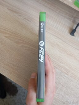 Hry na Xbox a PS 4 - 8