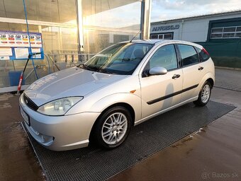 Ford Focus 1.6 benzín 74kw 2004 Nová STK a EK 110000km - 8