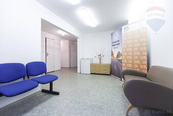 Na predaj komerčný priestor v centre mesta Malacky - 8
