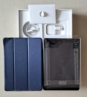 iPad 5.generacie, model  A1822 - 8