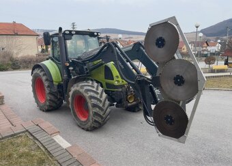 Predám traktor, pílu, stiepací automat - 8