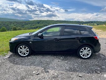 Som Mazda 3 Hatchback, diesel, 2009 a hľadám nový domov - 8