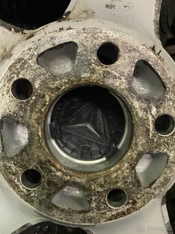 5x112 R18 8,5J ET52 + 255/55 R18 letné - 8