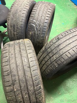 Dvojrozmer 19” letne - 8