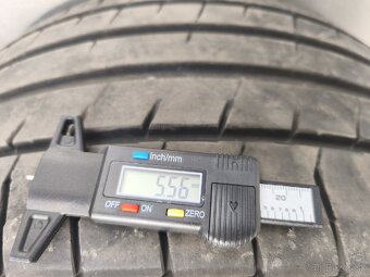 255/35 R20 dot 0724 - 8