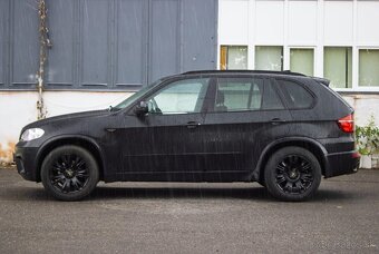 BMW X5 xDrive30d M packet 180kW AT8 - 8