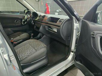 Škoda Roomster Praktik - 8