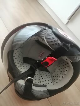 Givi Guru helma - 8