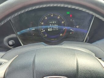 Predám hondu civic 1.8 benzin 103kw - 8