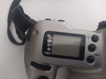 Canon EOS 300 - 8