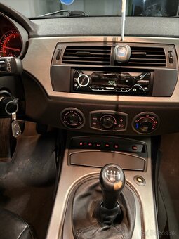 BMW Z4 2.2I - 8