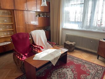 Rodinný dom v obci Banka pri Piešťanoch so záhradou - 8