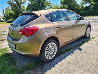 Opel Astra 11/2013 1,4 Turbo benzín 120k 2. majiteľ SR - 8