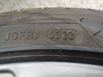 225/40 R18 Goodyear - 8