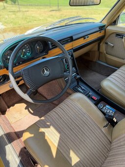 Mercedes-Benz 280 S - 8