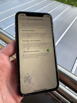 Predám Apple iPhone 11 64gb Čierny - 8