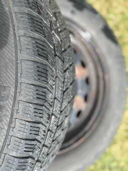 Predám sadu zimných kolies 215/60 R16 s diskami 5x98 - 8