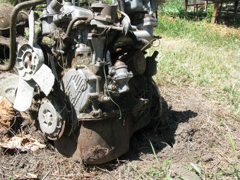 Fiat polsky 125P diely a motor predám - 8