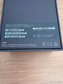 iPhone 8 64GB čierny, nabíjačka - 8
