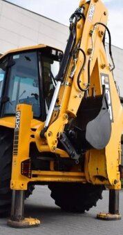 Rypadlovy nakladač JCB 3 CX PRO - 8